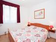 Ložnice Punat, Ložnice v ubytování typu apartment, domácí mazlíčci povoleni a WiFi.