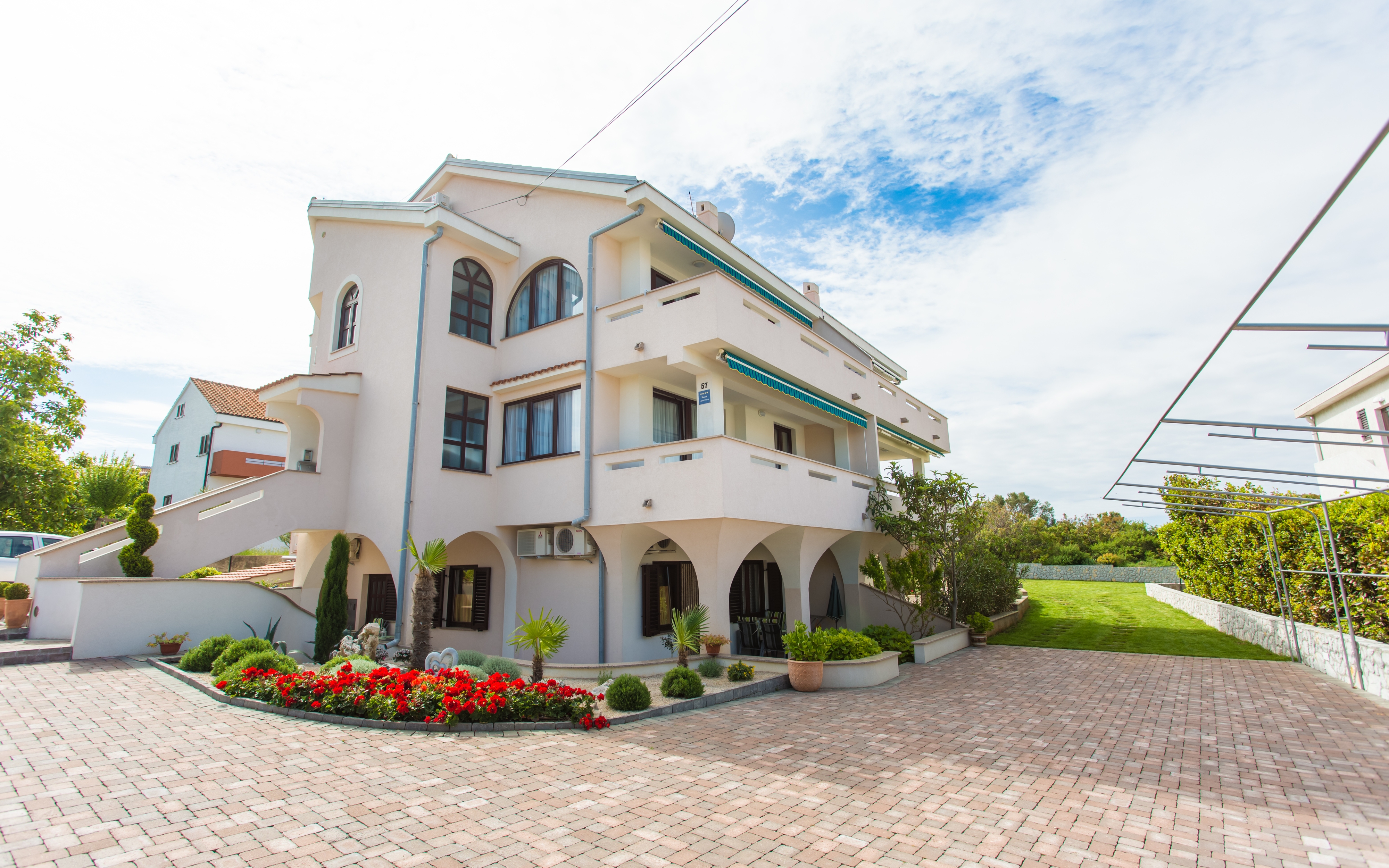 One bedroom apartment with terrace and sea view Punat, Krk (A-17857-c)