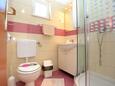 Ванная комната Ražanj, Ванная комната в размещении типа apartment, Домашние животные допускаются и WiFi.