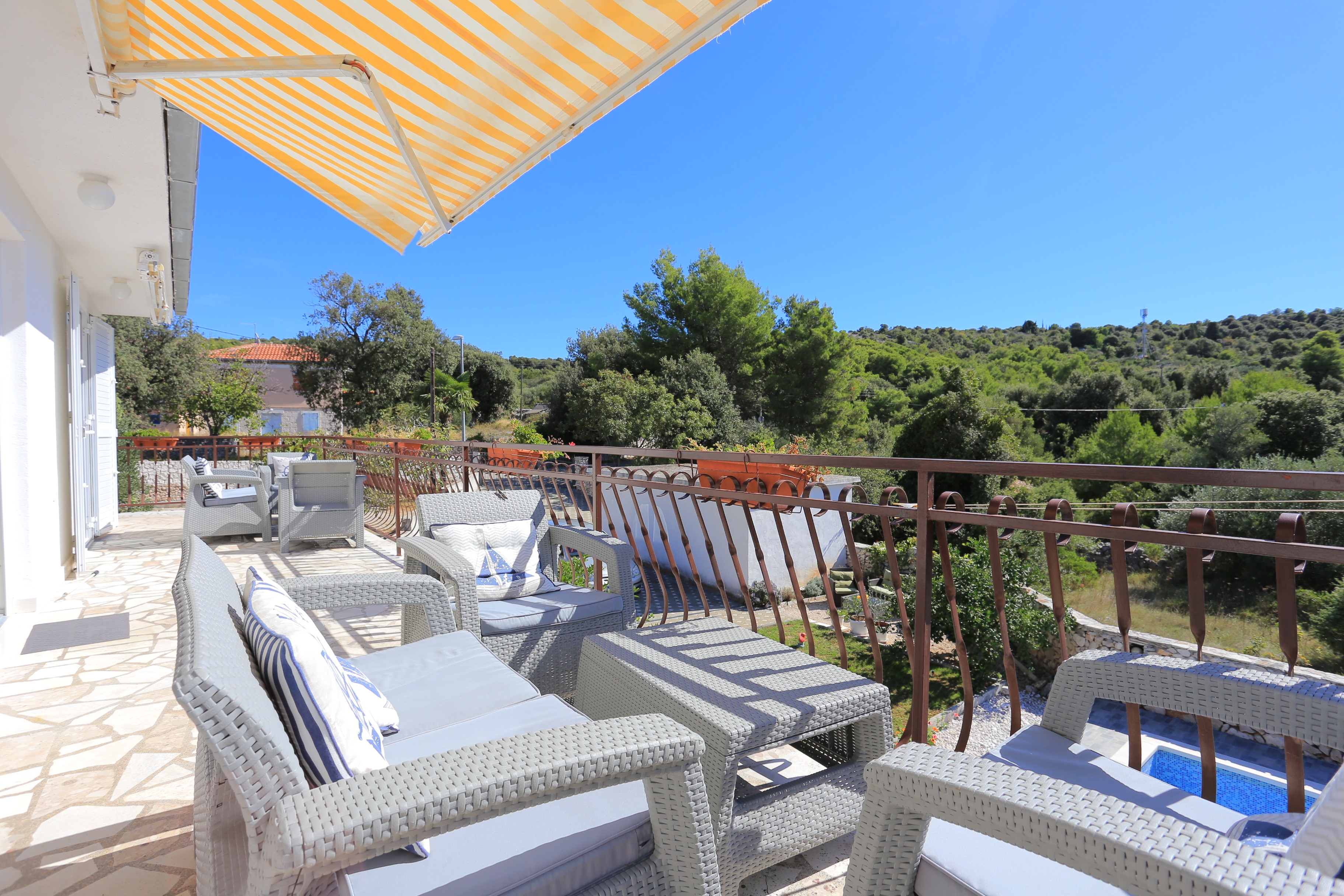 One bedroom apartment with terrace Ražanj (Rogoznica) (A-17867-b)