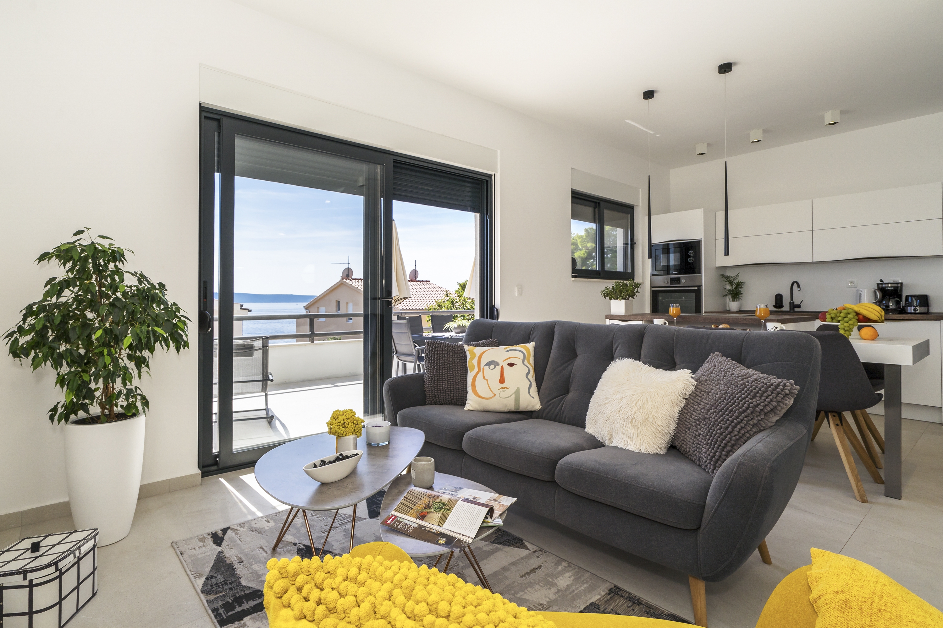 Two bedroom apartment with terrace and sea view Rastići, Čiovo (A-17889-a)