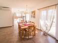 Dining room Garica, Dining room in the house, air condition available, (pet friendly) and WiFi.