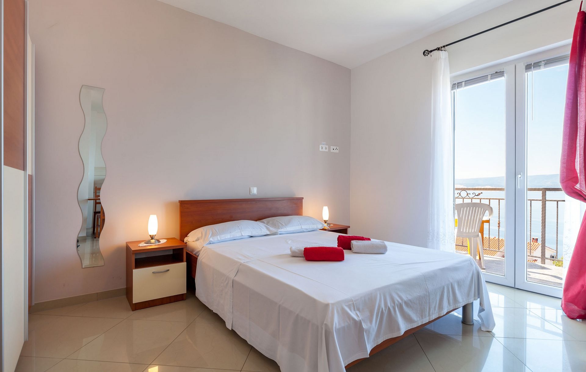 Studio flat with balcony and sea view Stanići, Omiš (AS-17894-a) Studio flat with balcony and sea view Stanići, Omiš (AS-17894-a)