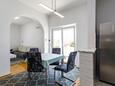Столовая Krk, Столовая в размещении типа apartment, Домашние животные допускаются и WiFi.