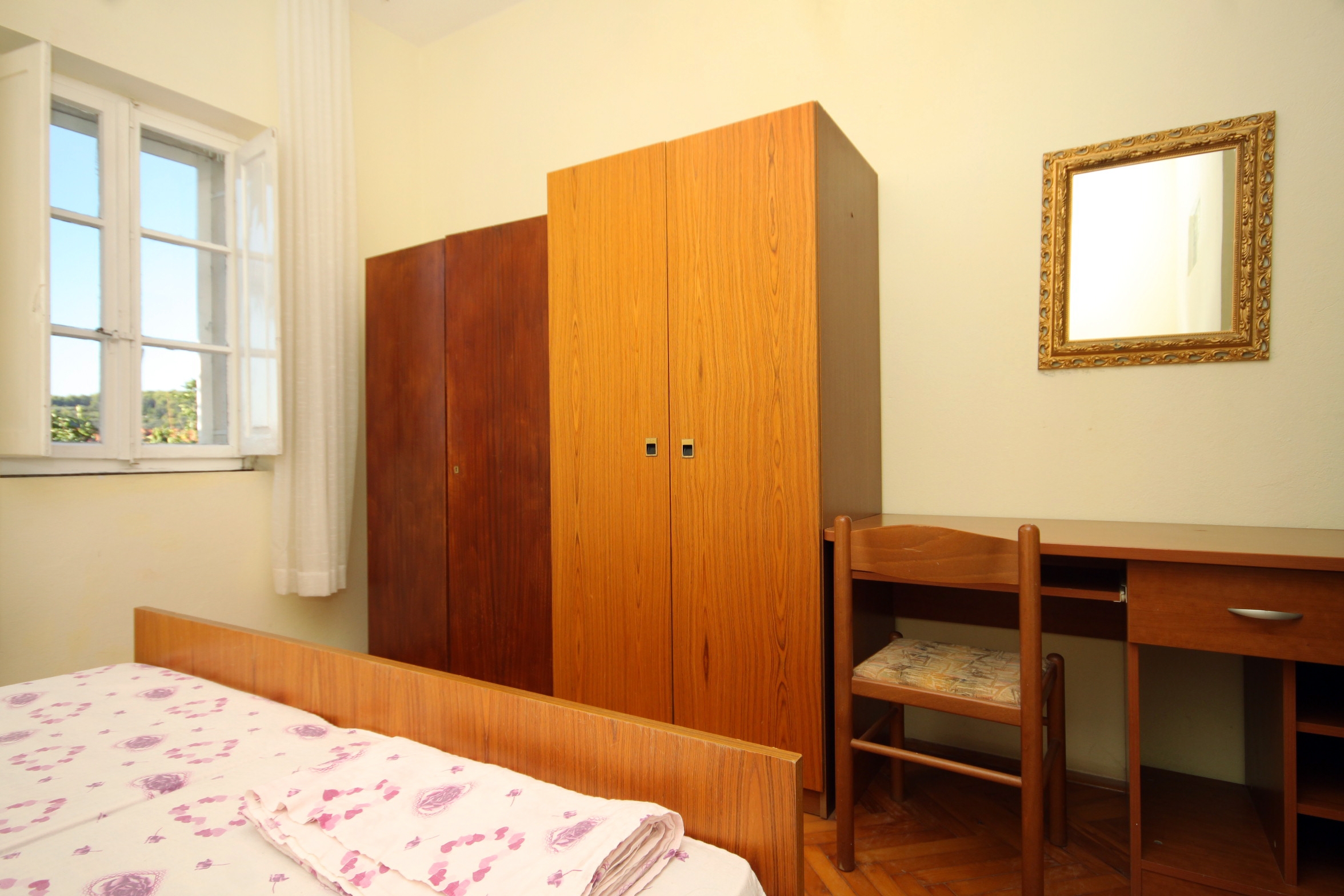 Comfortable and spacious apartment with terrace Lumbarda, Korčula  A-a