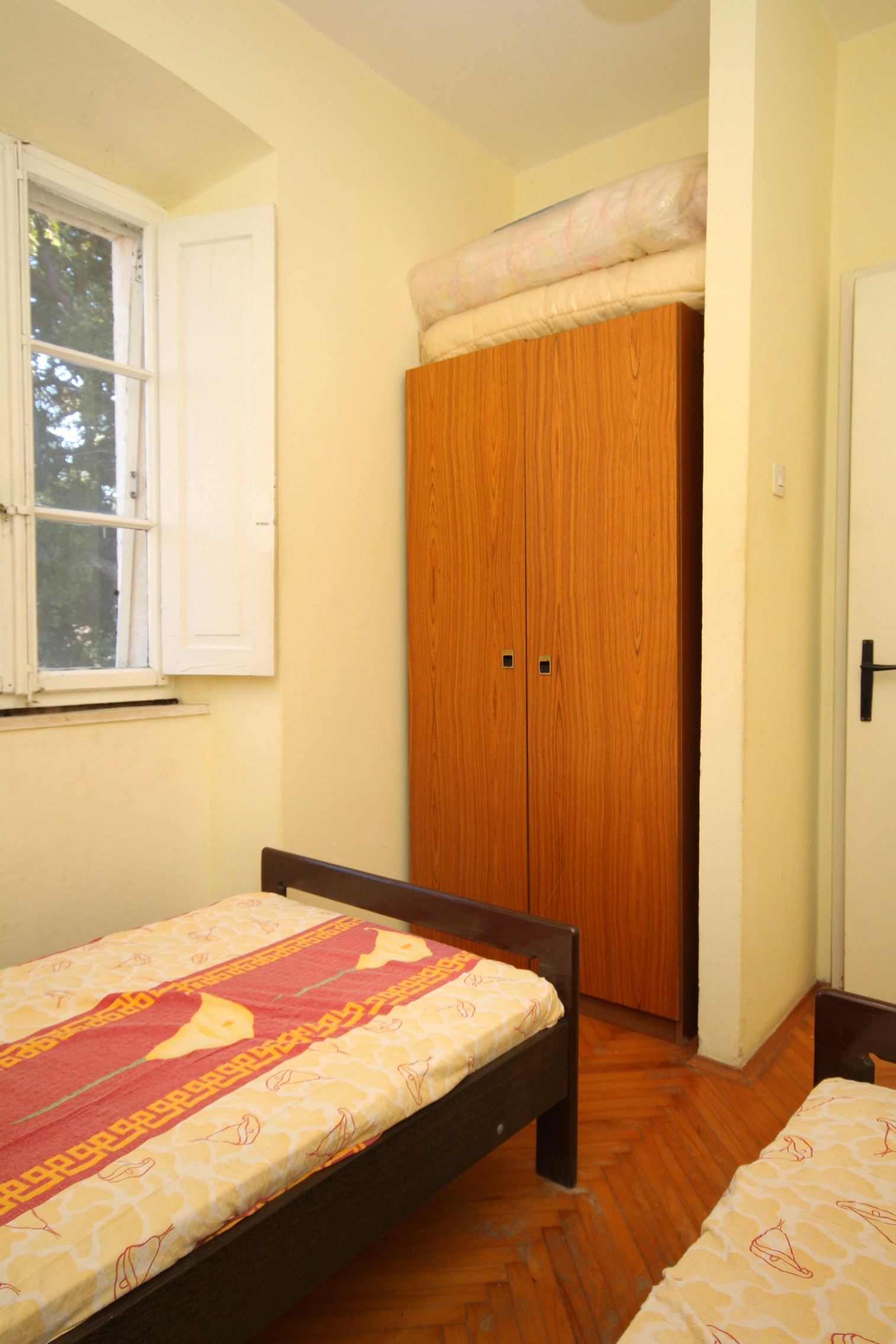Comfortable and spacious apartment with terrace Lumbarda, Korčula  A-a