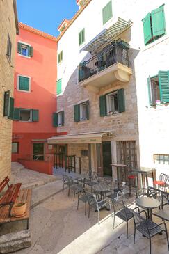 Makarska, Makarska, Objekt 17903 - Apartmani blizu mora sa šljunčanom plažom.