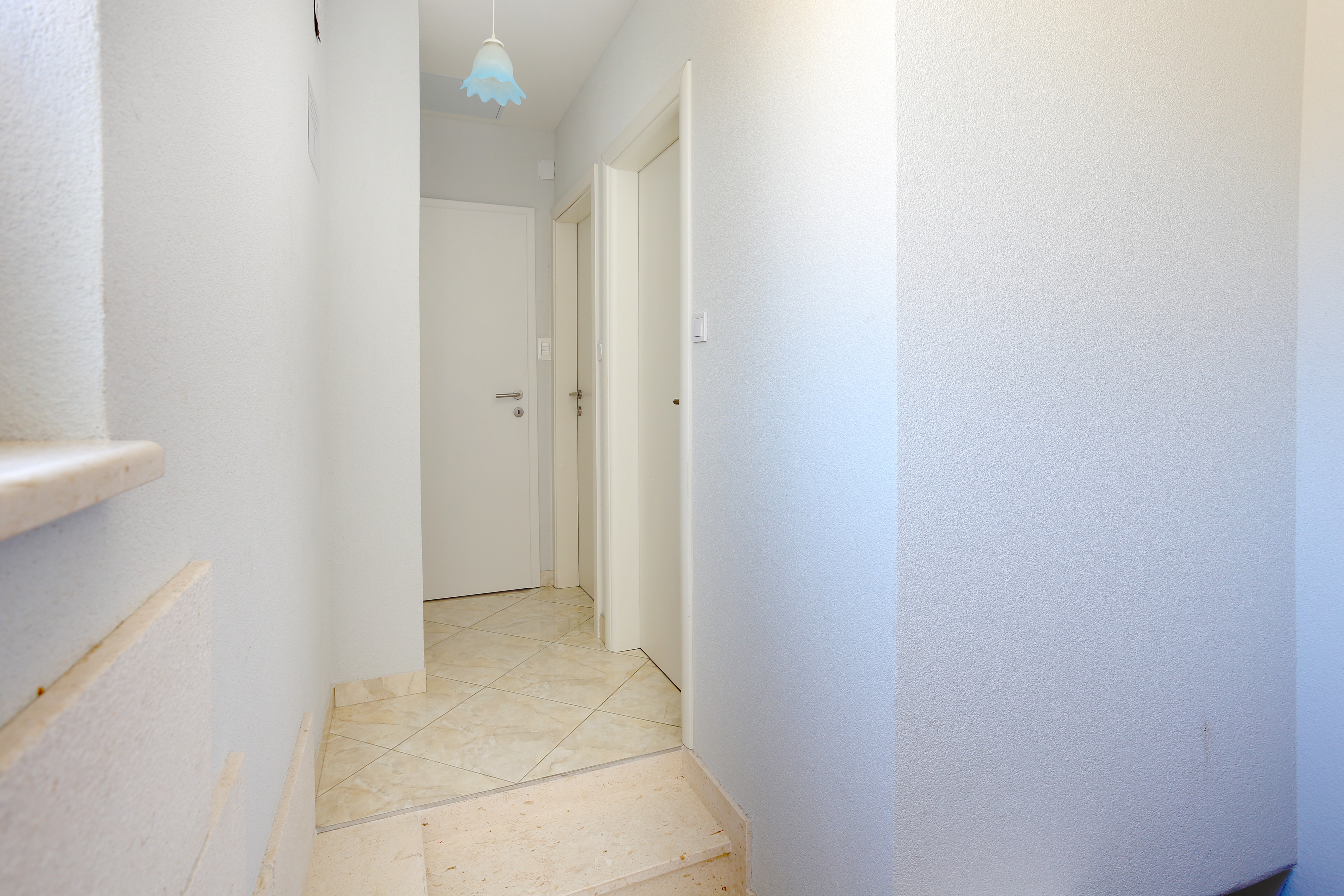 Comfortable and spacious house with terrace and sea view Ražanj, Rogoznica  K