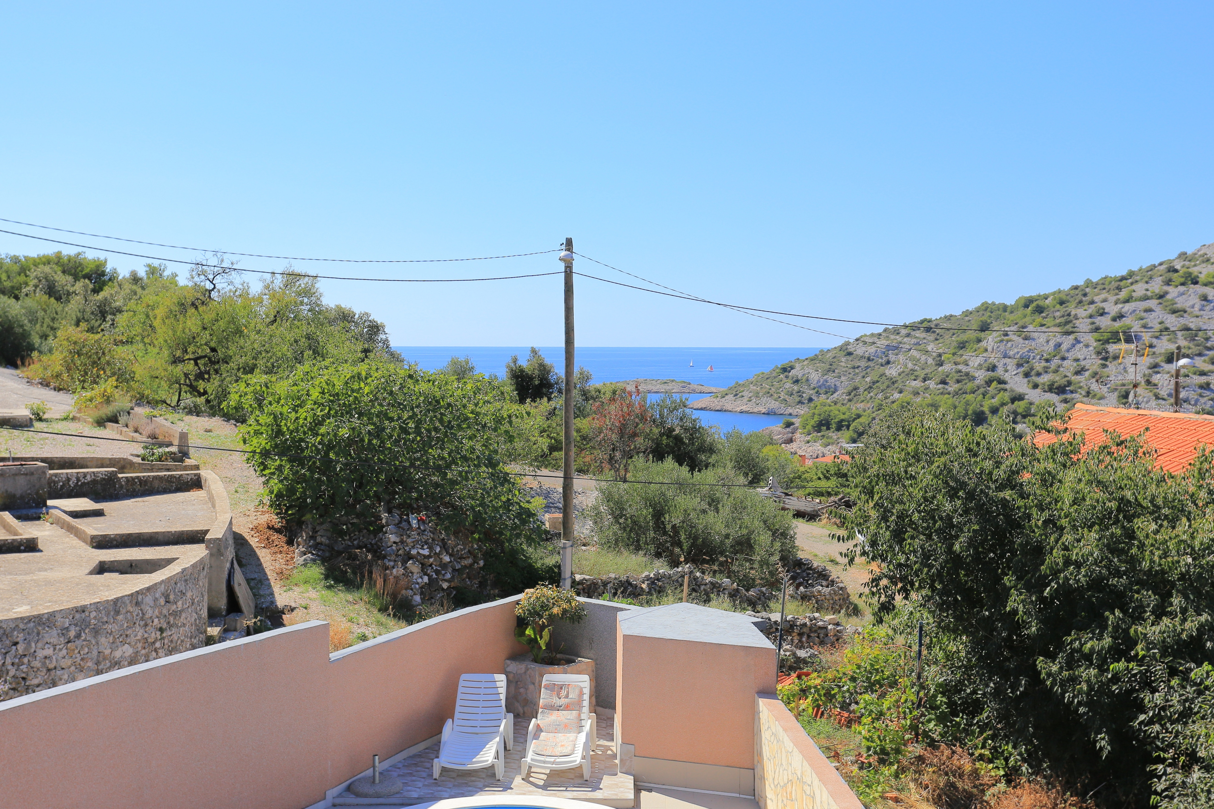 Comfortable and spacious house with terrace and sea view Ražanj, Rogoznica  K