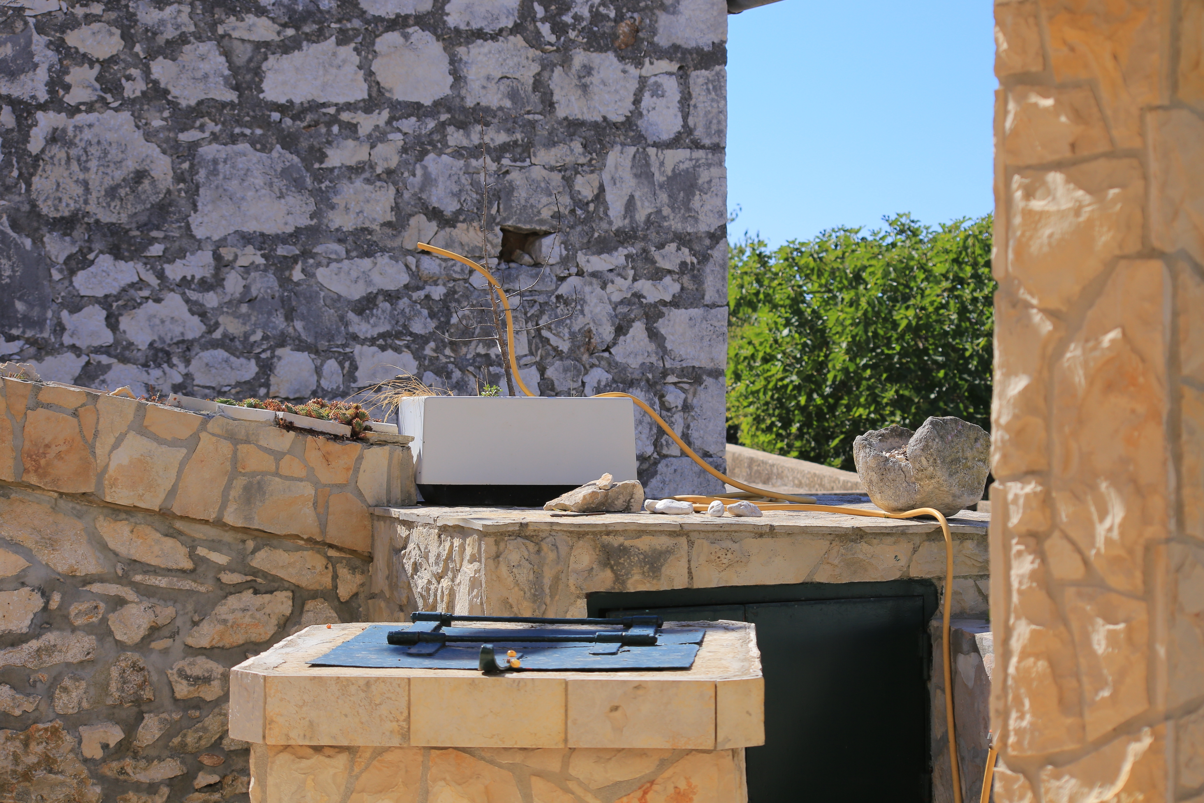 Comfortable and spacious house with terrace and sea view Ražanj, Rogoznica  K