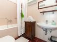 Bathroom Slime, Bathroom in the apartment, WiFi.