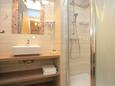 Badezimmer Kaštel Novi, Badezimmer in folgender Unterkunftsart room, WiFi.