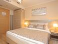 Schlafzimmer Kaštel Novi, Schlafzimmer in folgender Unterkunftsart room, Klimaanlage vorhanden und WiFi.