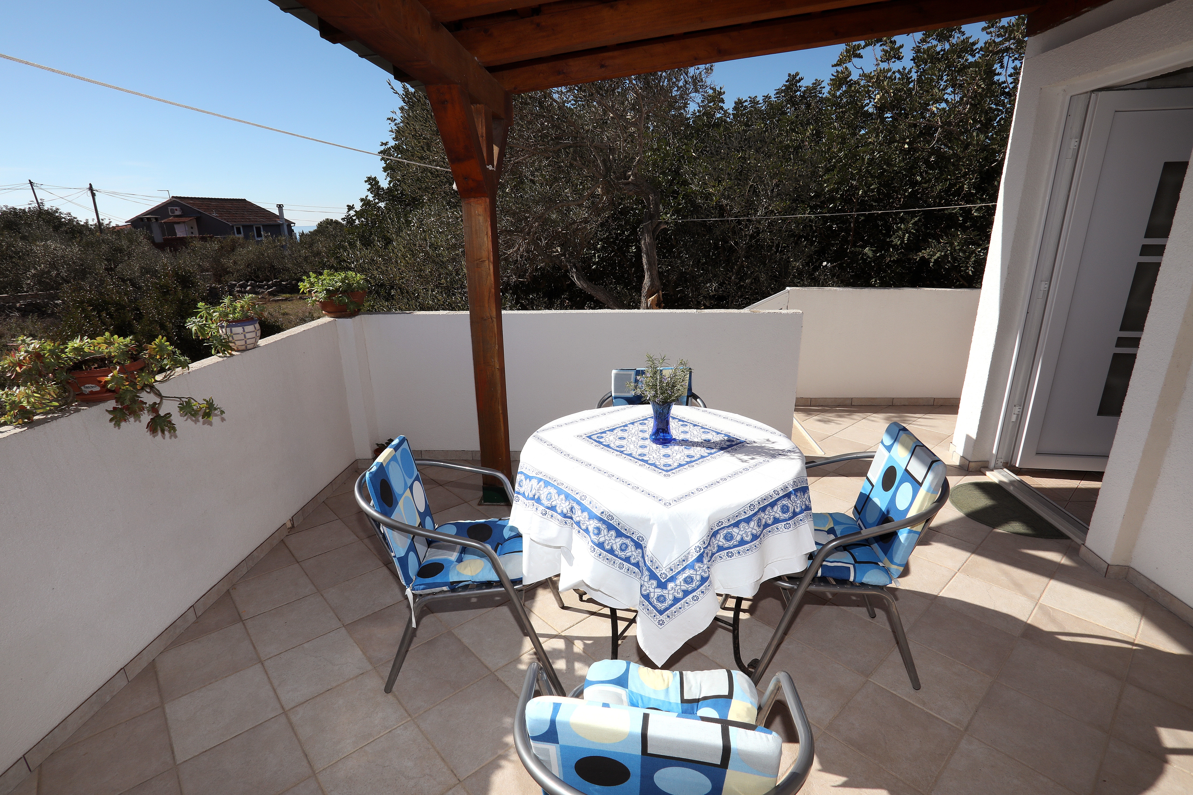 Two bedroom apartment with terrace Drvenik Mali, Drvenik  A-a