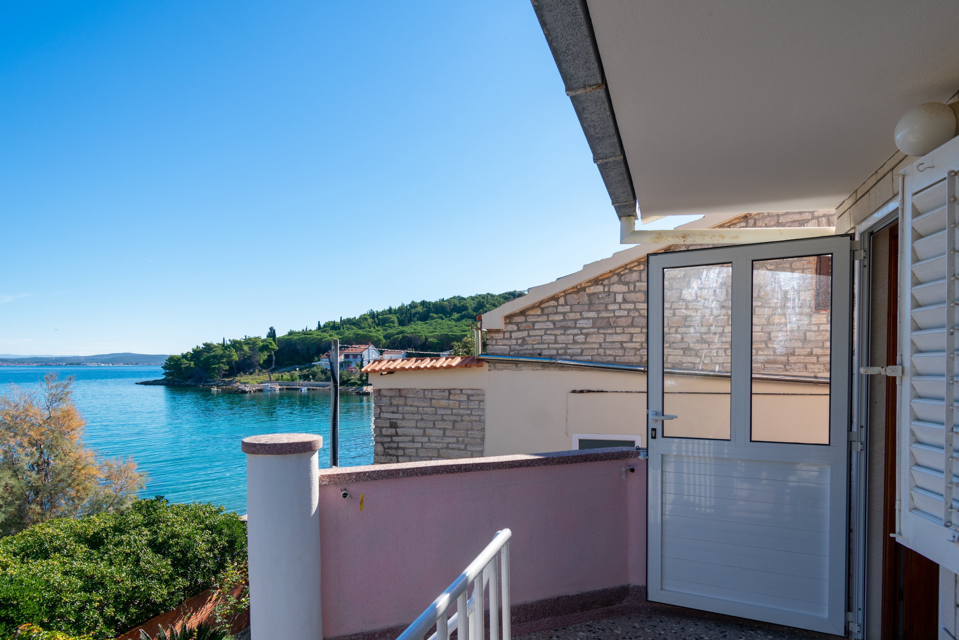 Two bedroom house near beach Kukljica, Ugljan  K