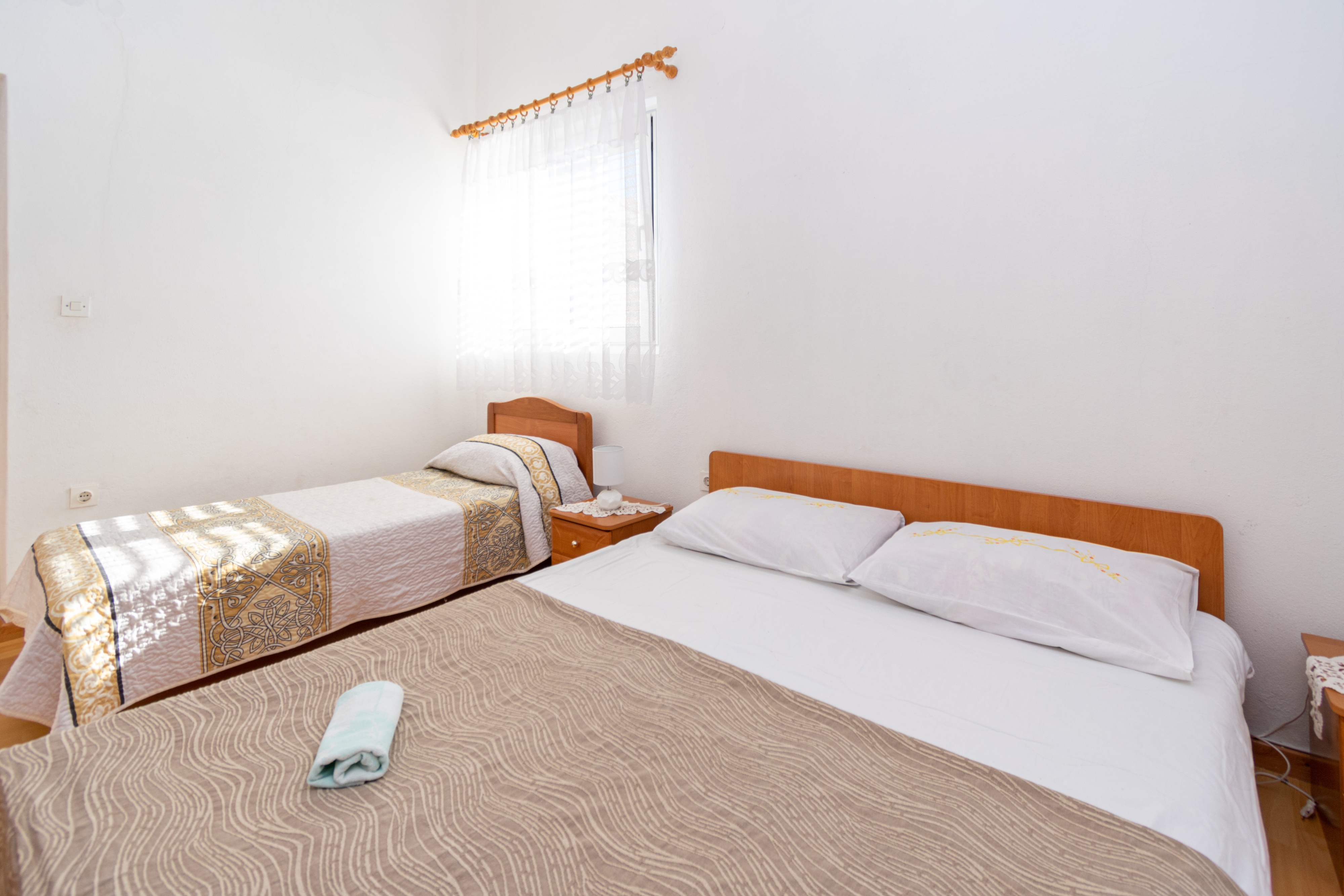 Two bedroom house near beach Kukljica, Ugljan  K