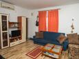 Гостиная 1 Šibenik, Гостиная 1 в размещении типа house, доступный кондиционер, Домашние животные допускаются и WiFi.