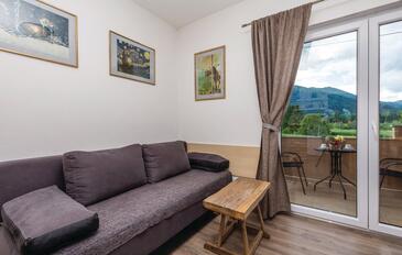 Jasenak, Living room in the apartment, (pet friendly) and WiFi.