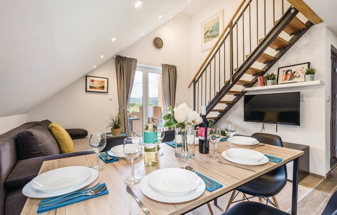 Two bedroom apartment with balcony Jasenak, Gorski kotar (A-17932-b) Two bedroom apartment with balcony Jasenak, Gorski kotar (A-17932-b)