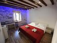 Ložnice Split, Ložnice v ubytování typu room, s klimatizací a WiFi.