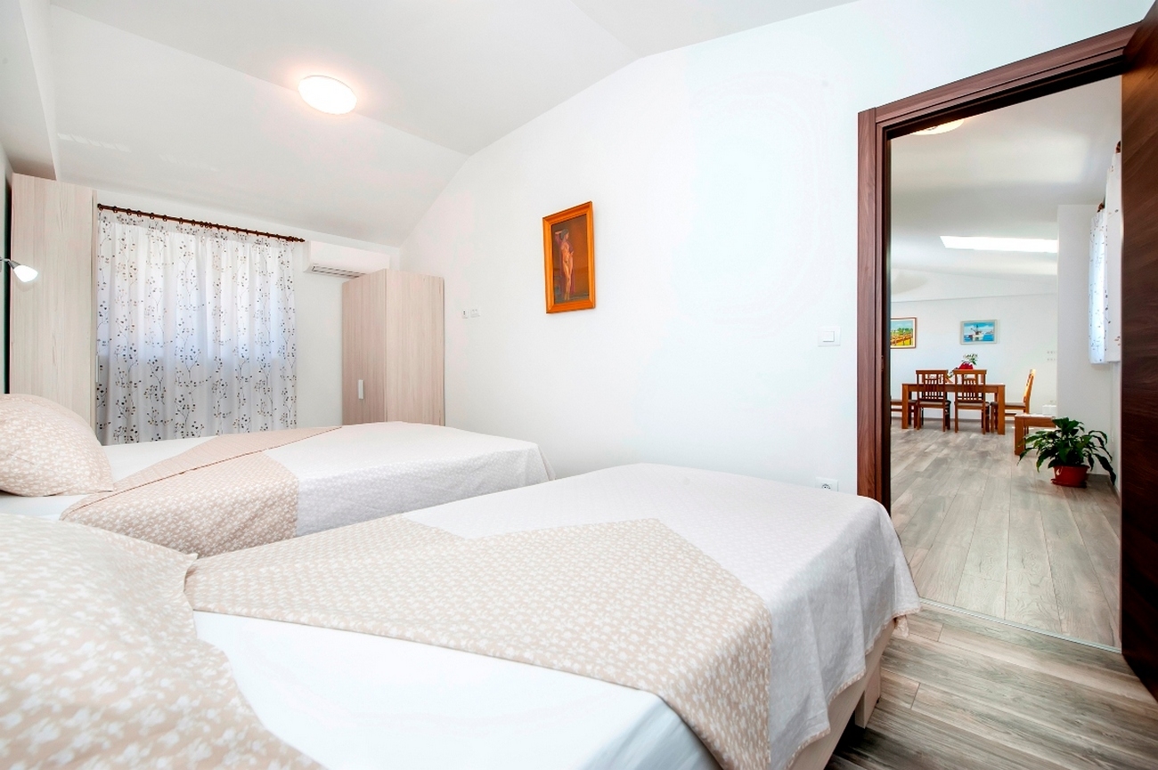 One bedroom apartment with air-conditioning Rovinj  A-b