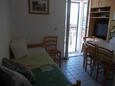 Blagovaonica Primošten, Blagovaonica u smještaju tipa apartment, dostupna klima i WiFi.