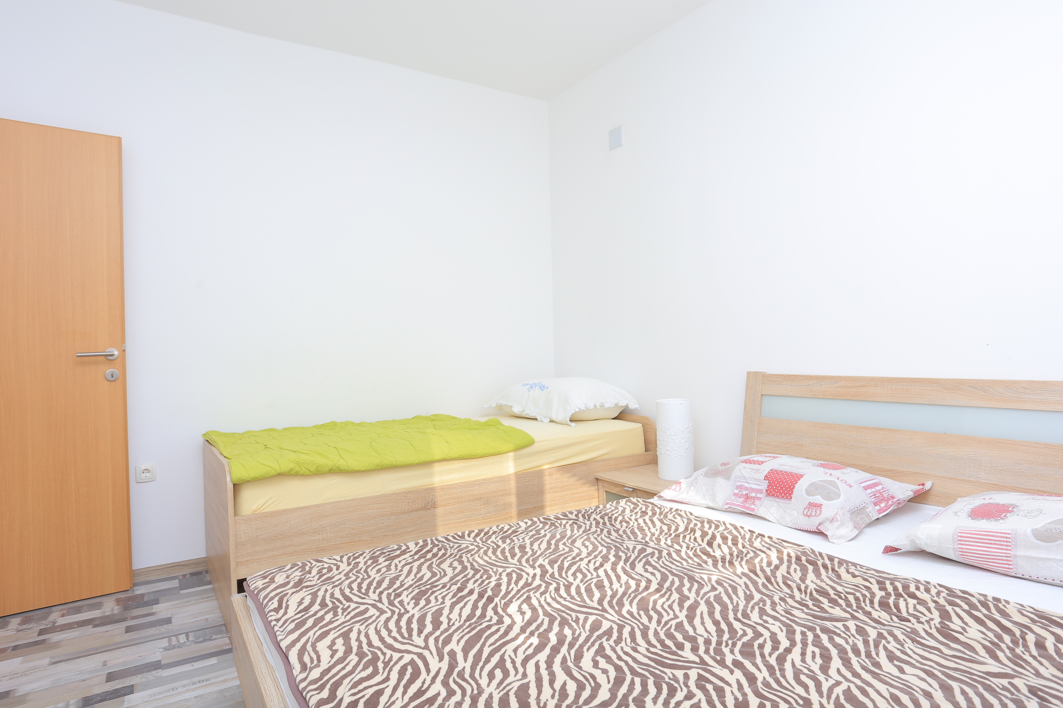 Three bedroom apartment with terrace and sea view Seget Vranjica, Trogir  A-a