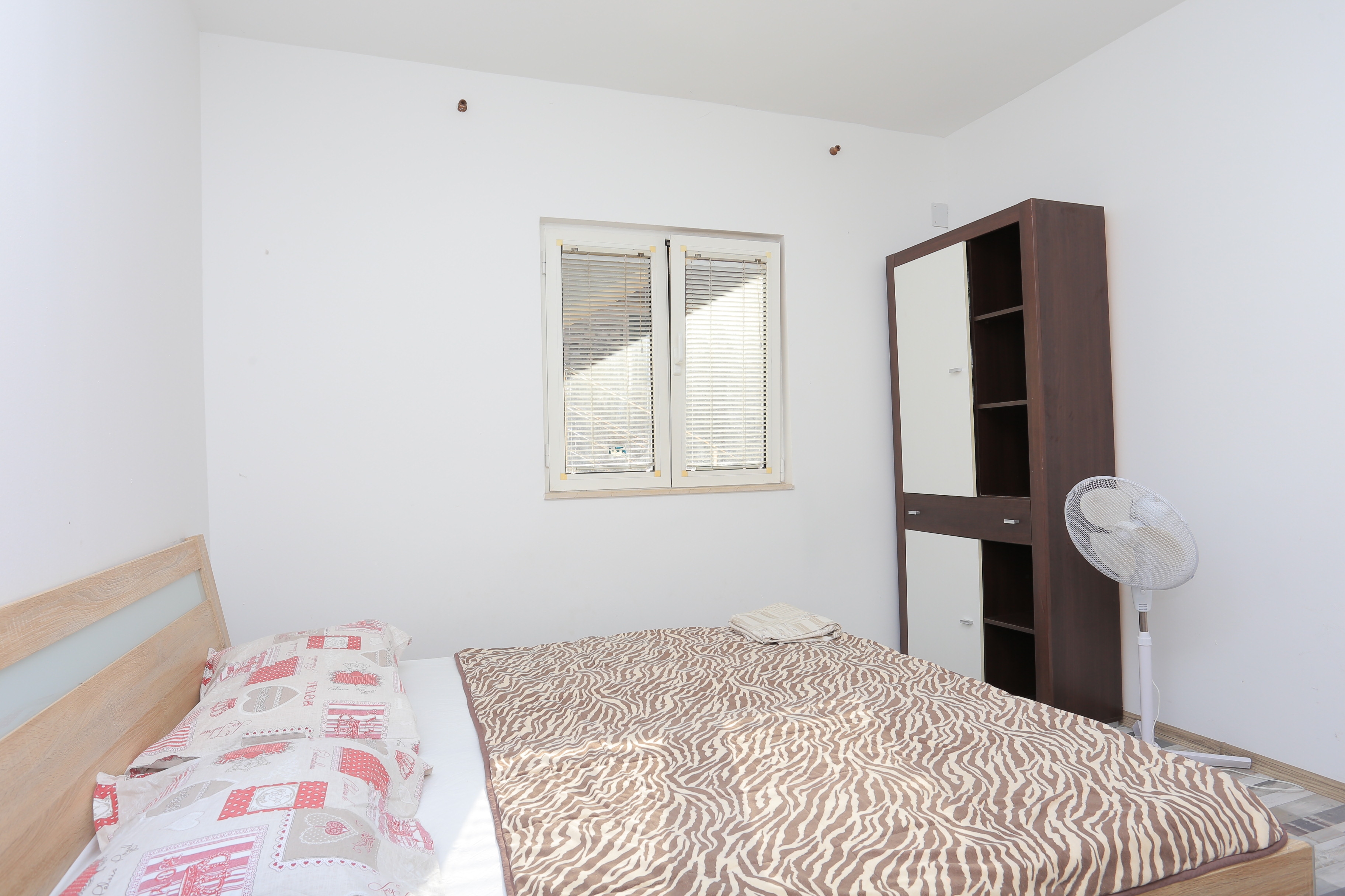 Three bedroom apartment with terrace and sea view Seget Vranjica, Trogir  A-a
