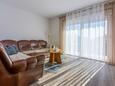 Obývací pokoj Jadranovo, Obývací pokoj v ubytování typu apartment, WiFi.