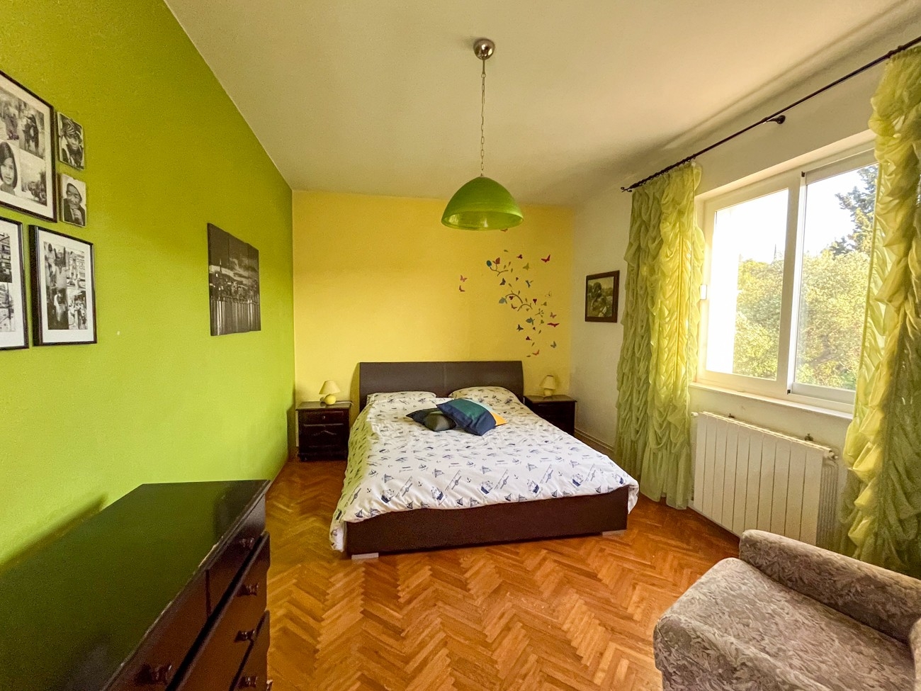 Three bedroom apartment with terrace Korčula  A-a