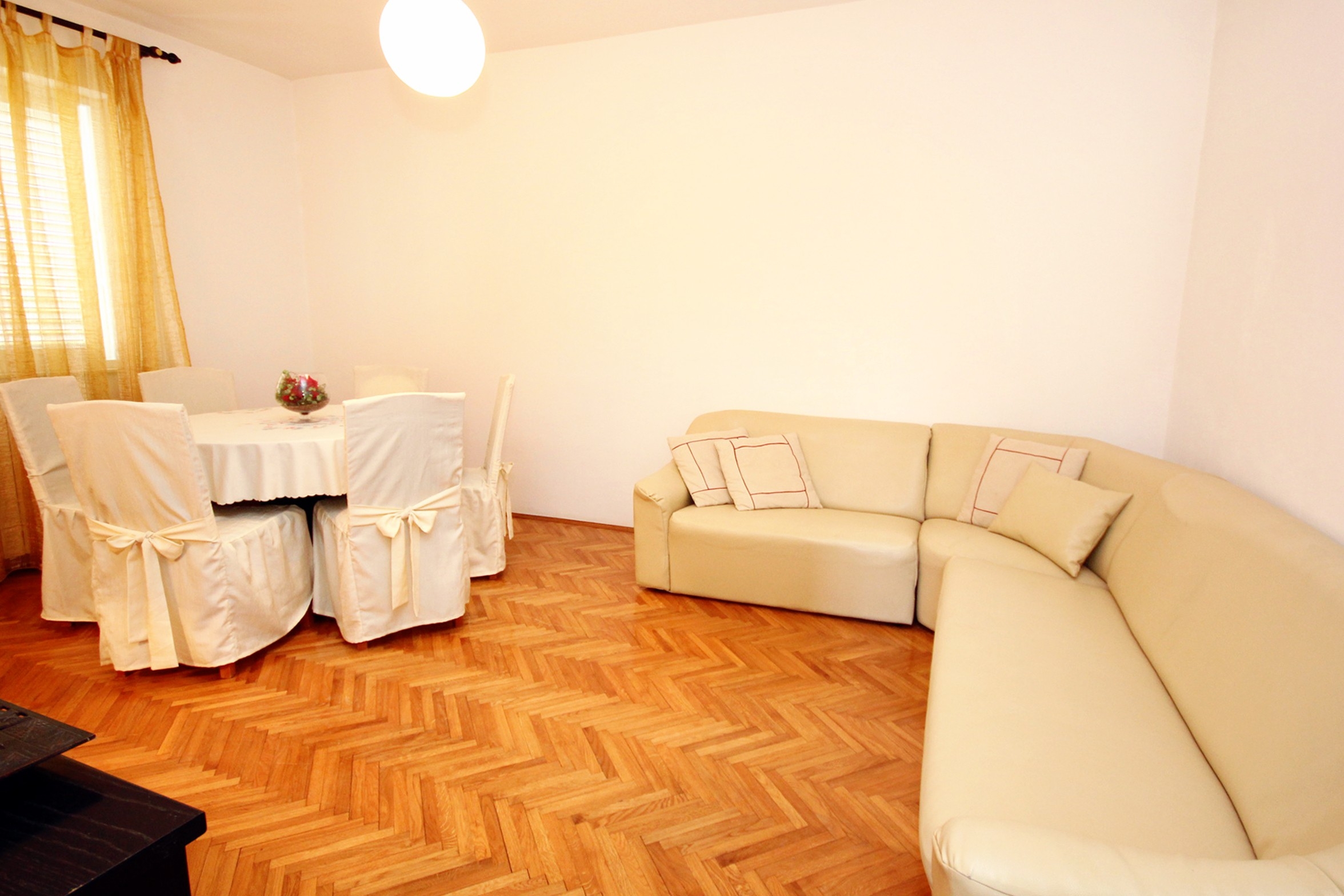 Three bedroom apartment with terrace Korčula (A-180-a) Three bedroom apartment with terrace Korčula (A-180-a)