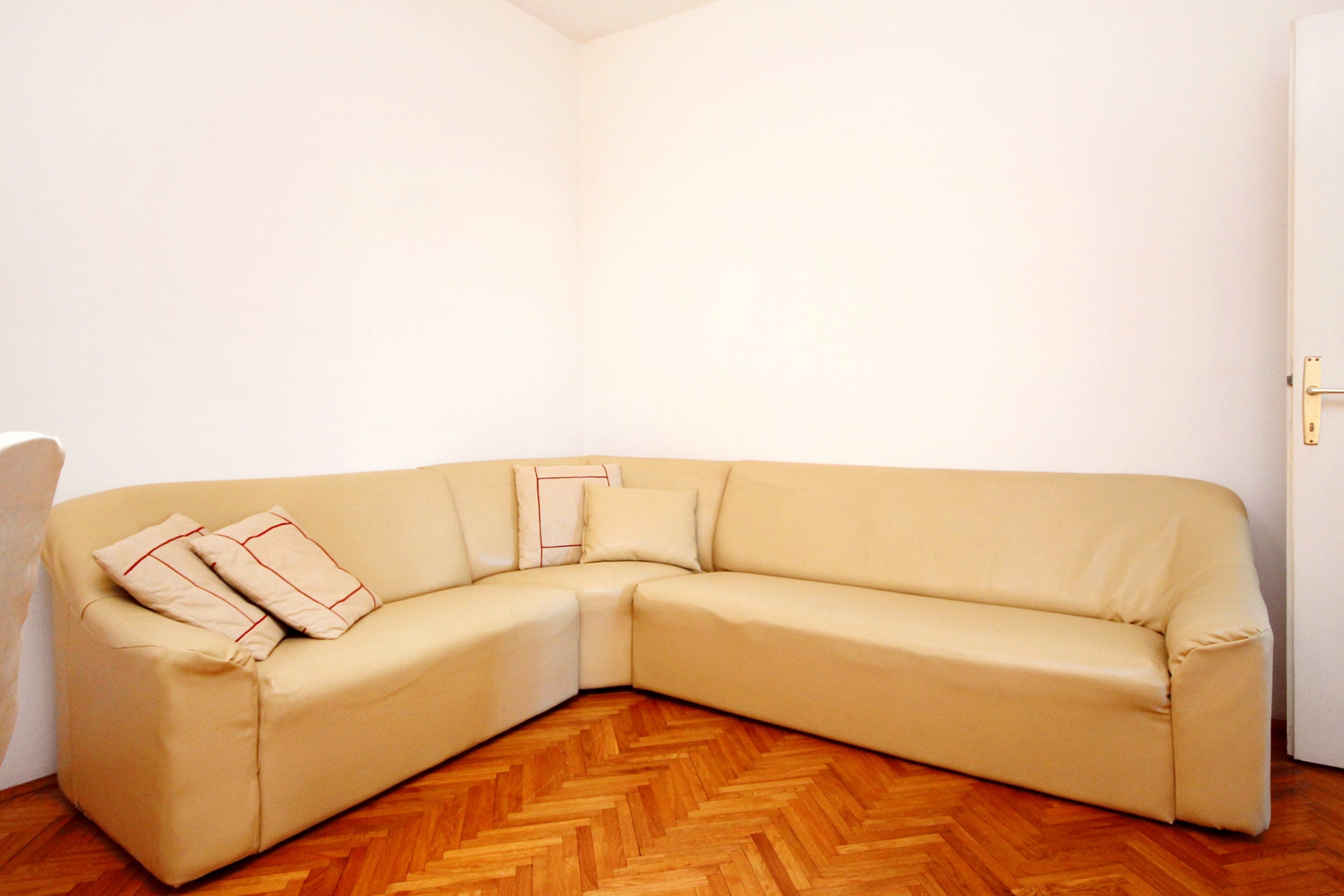 Three bedroom apartment with terrace Korčula  A-a