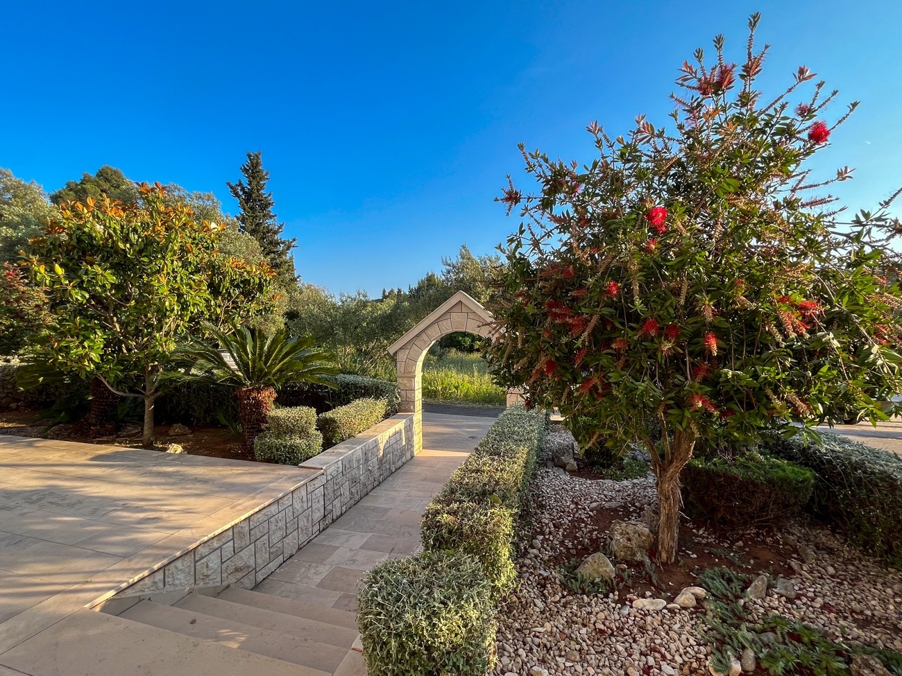 Three bedroom apartment with terrace Korčula  A-a