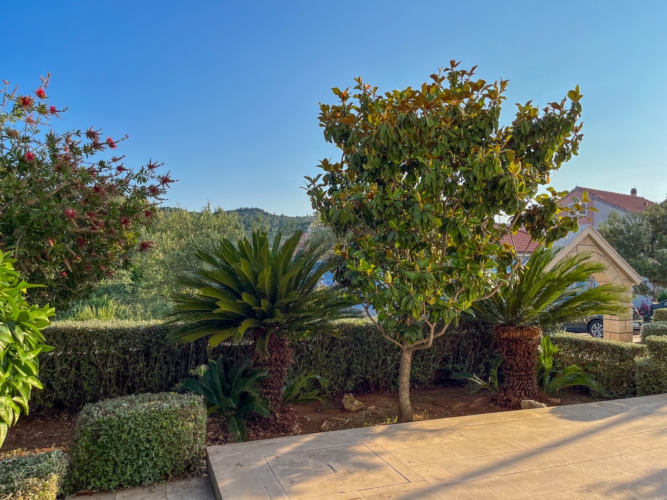 Three bedroom apartment with terrace Korčula  A-a