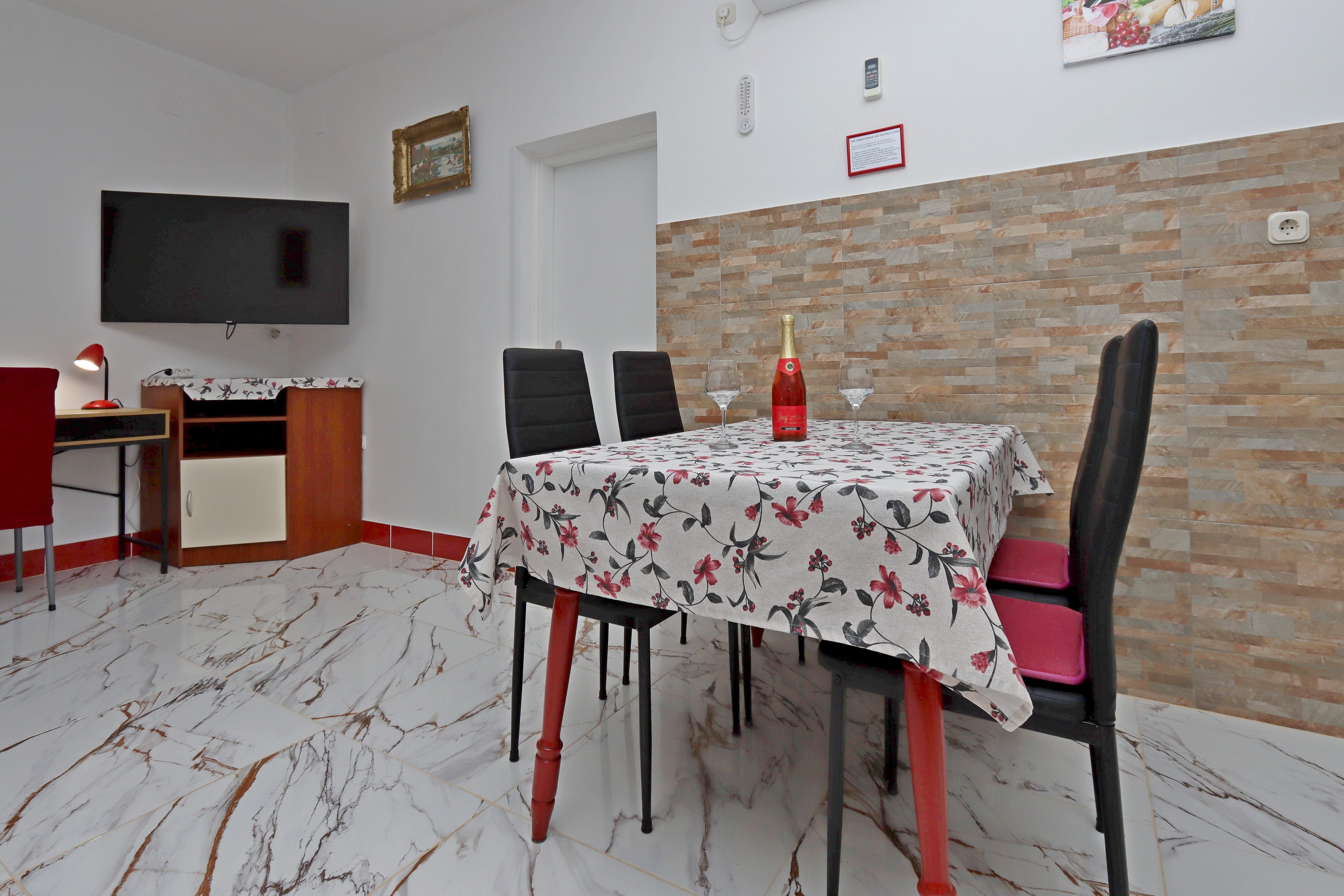 Top Rab Lopar Top Rab Lopar