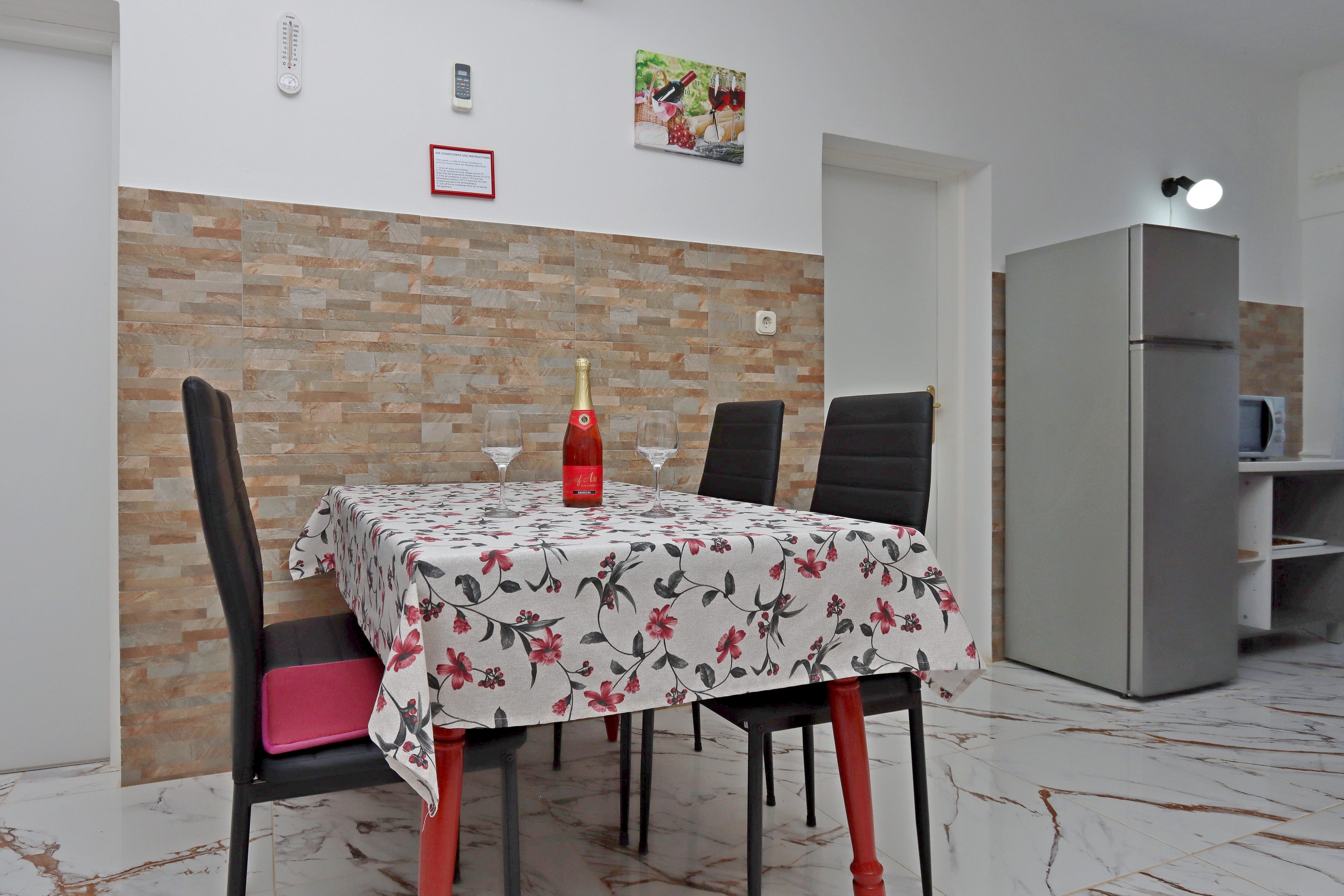 Top Rab Lopar Top Rab Lopar