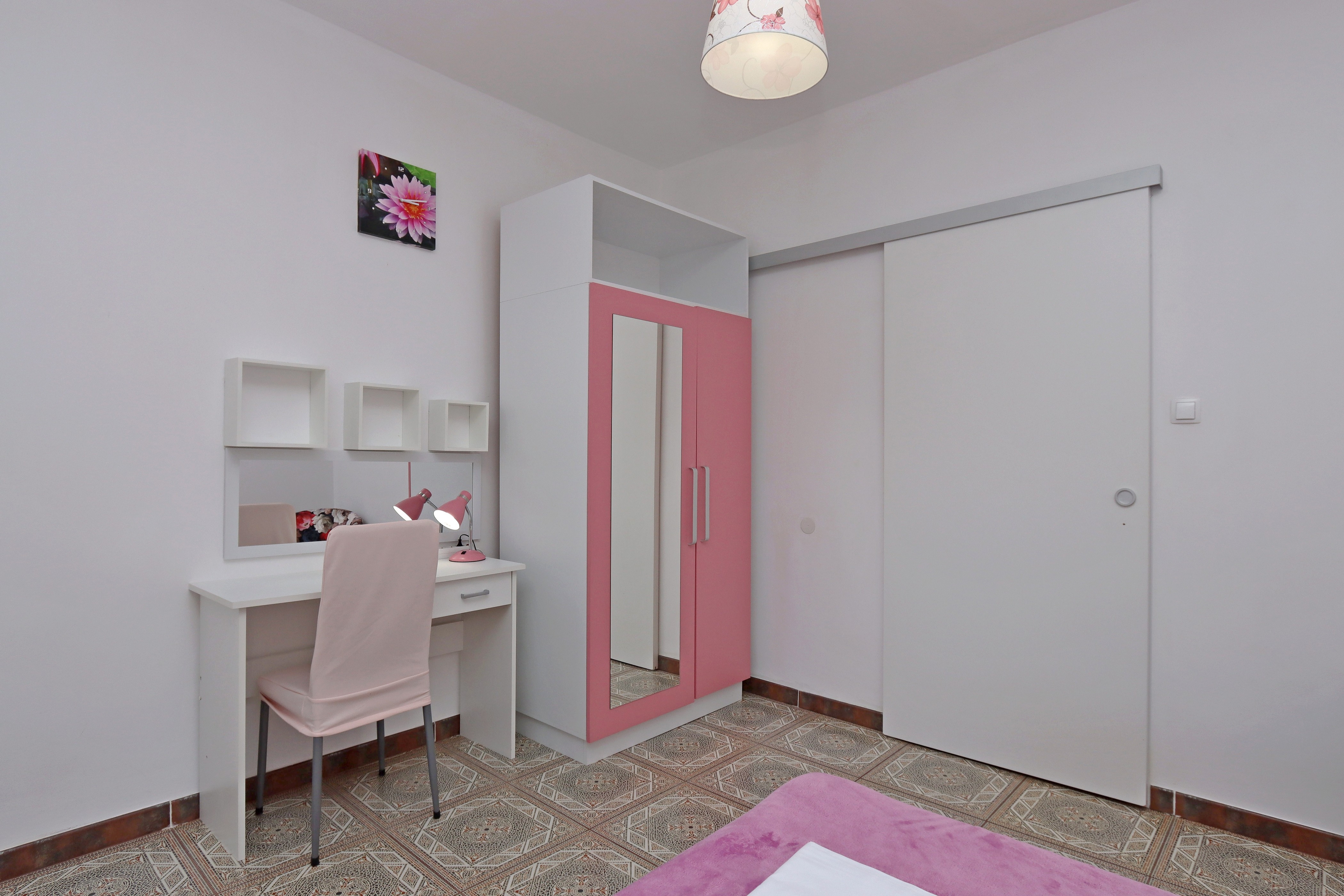 One bedroom apartment with terrace and sea view Lopar, Rab  A-b