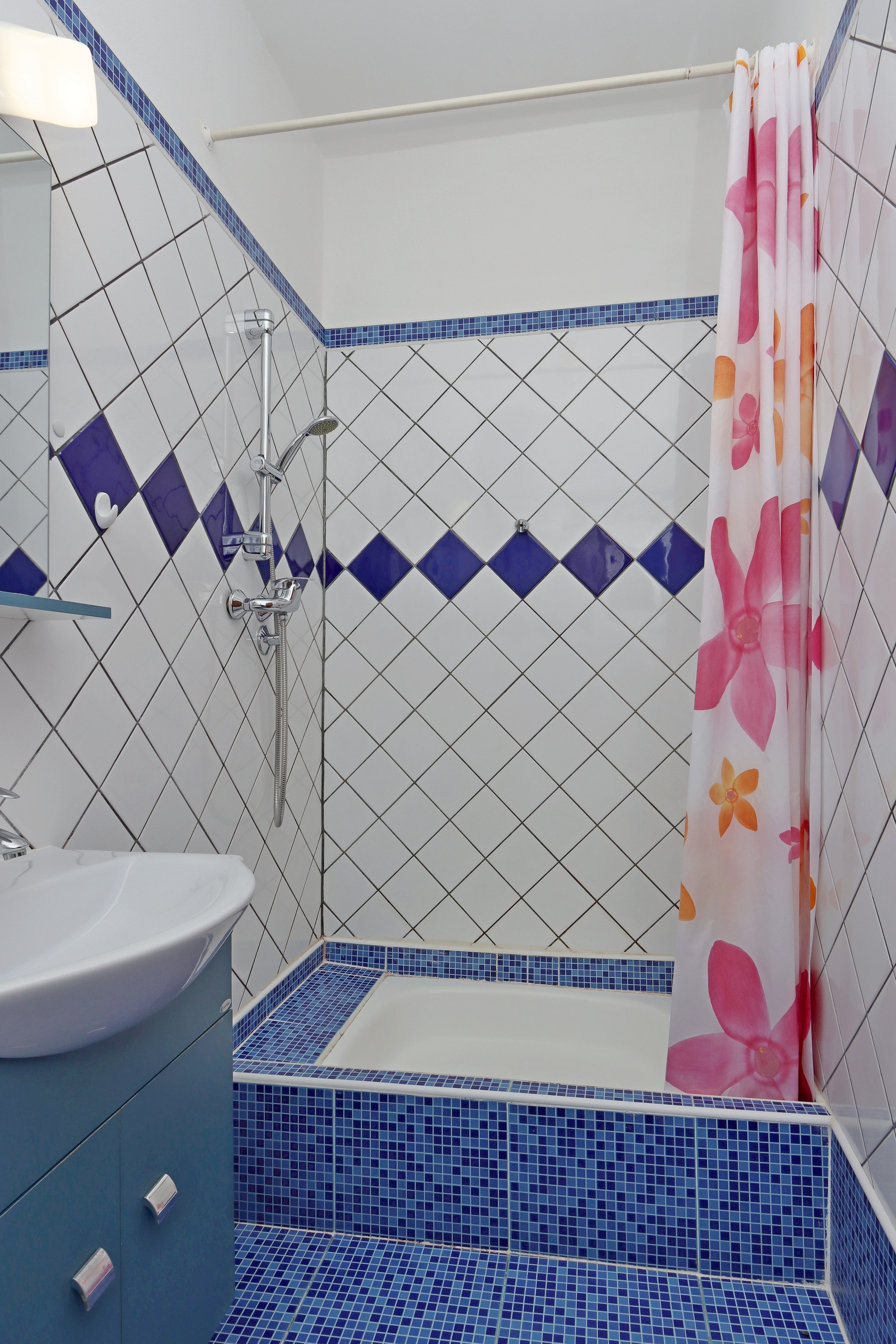 Top Rab Lopar Top Rab Lopar