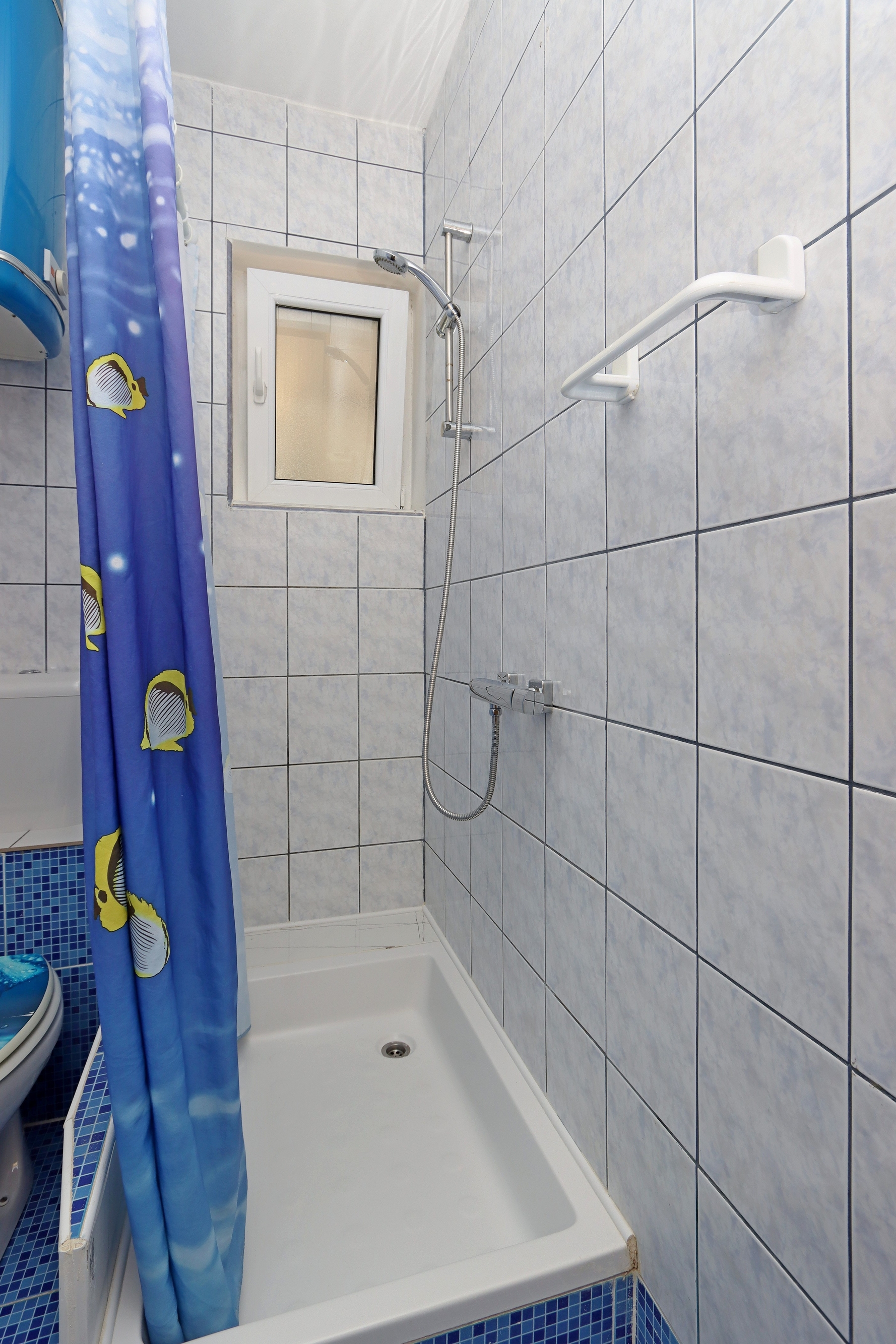 Two bedroom apartment with terrace and sea view Lopar, Rab  A-b