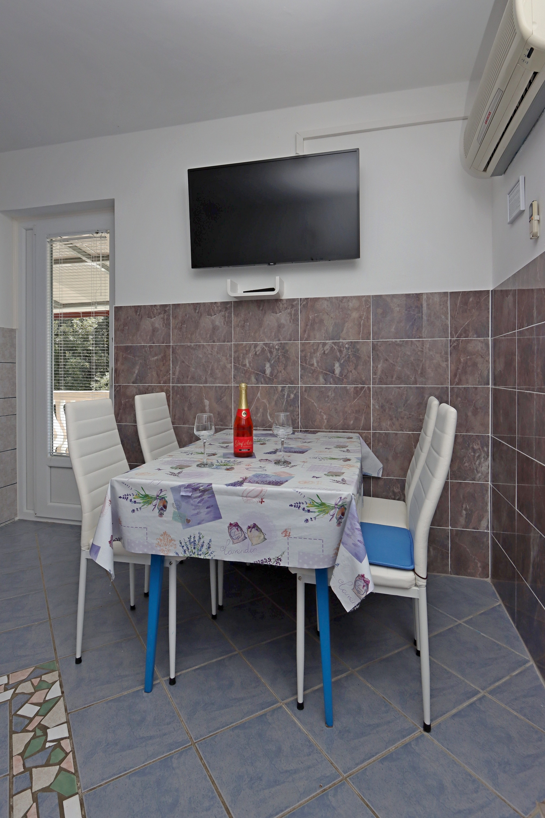 Top Rab Lopar Top Rab Lopar