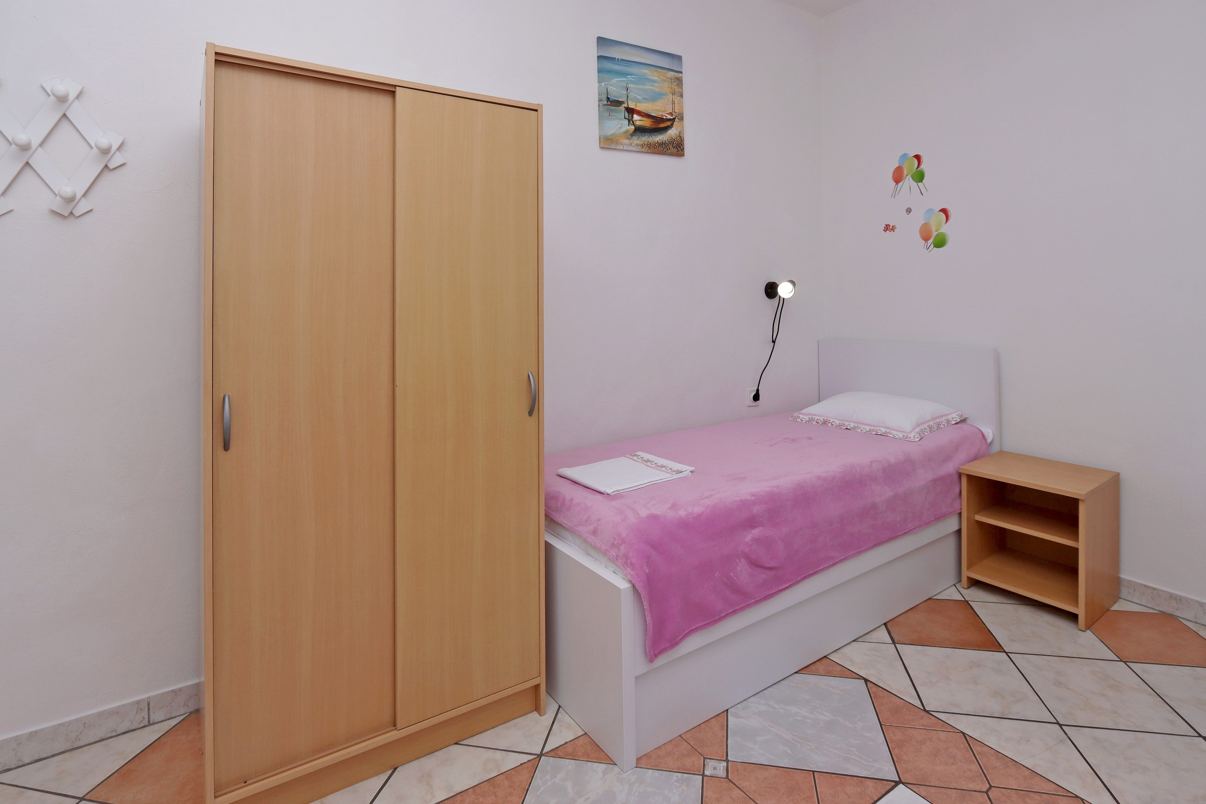 Two bedroom apartment with terrace and sea view Lopar, Rab  A-c