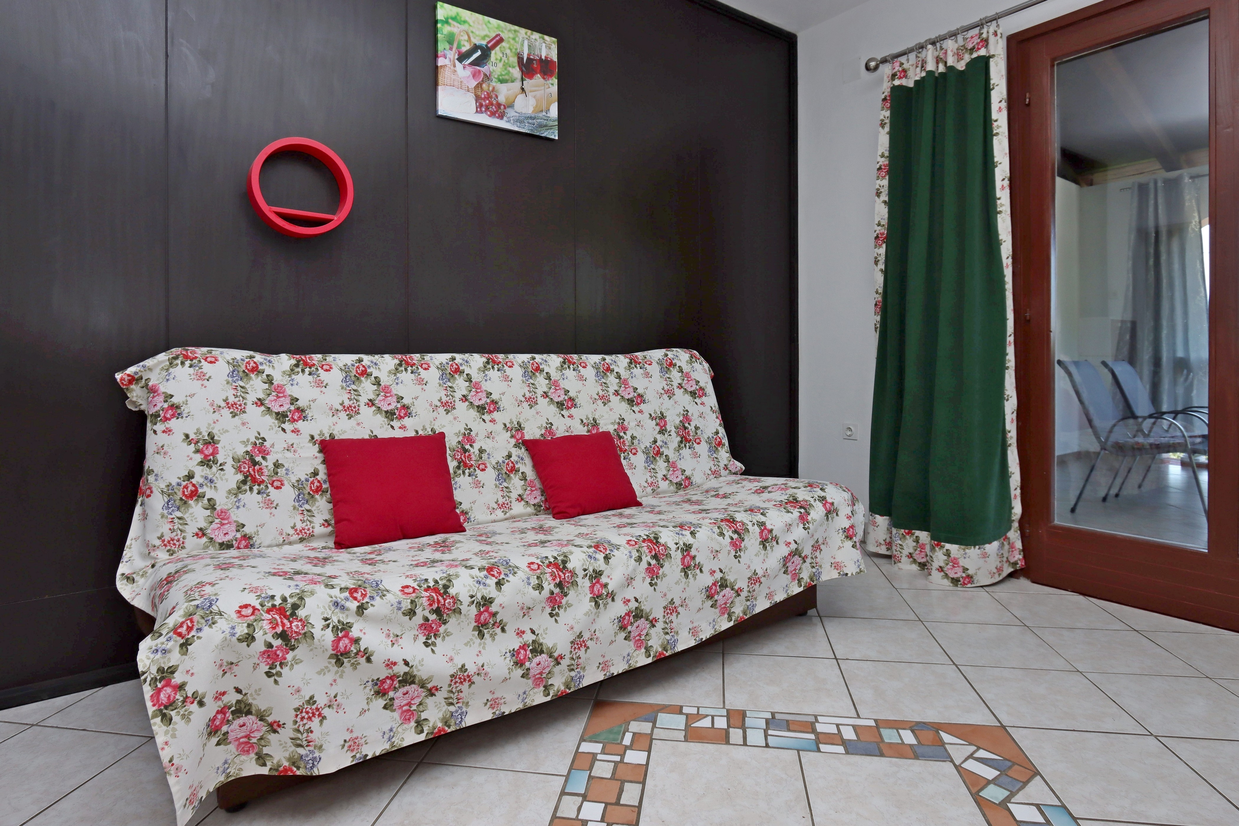 Two bedroom apartment with terrace and sea view Lopar, Rab (A-18005-c)