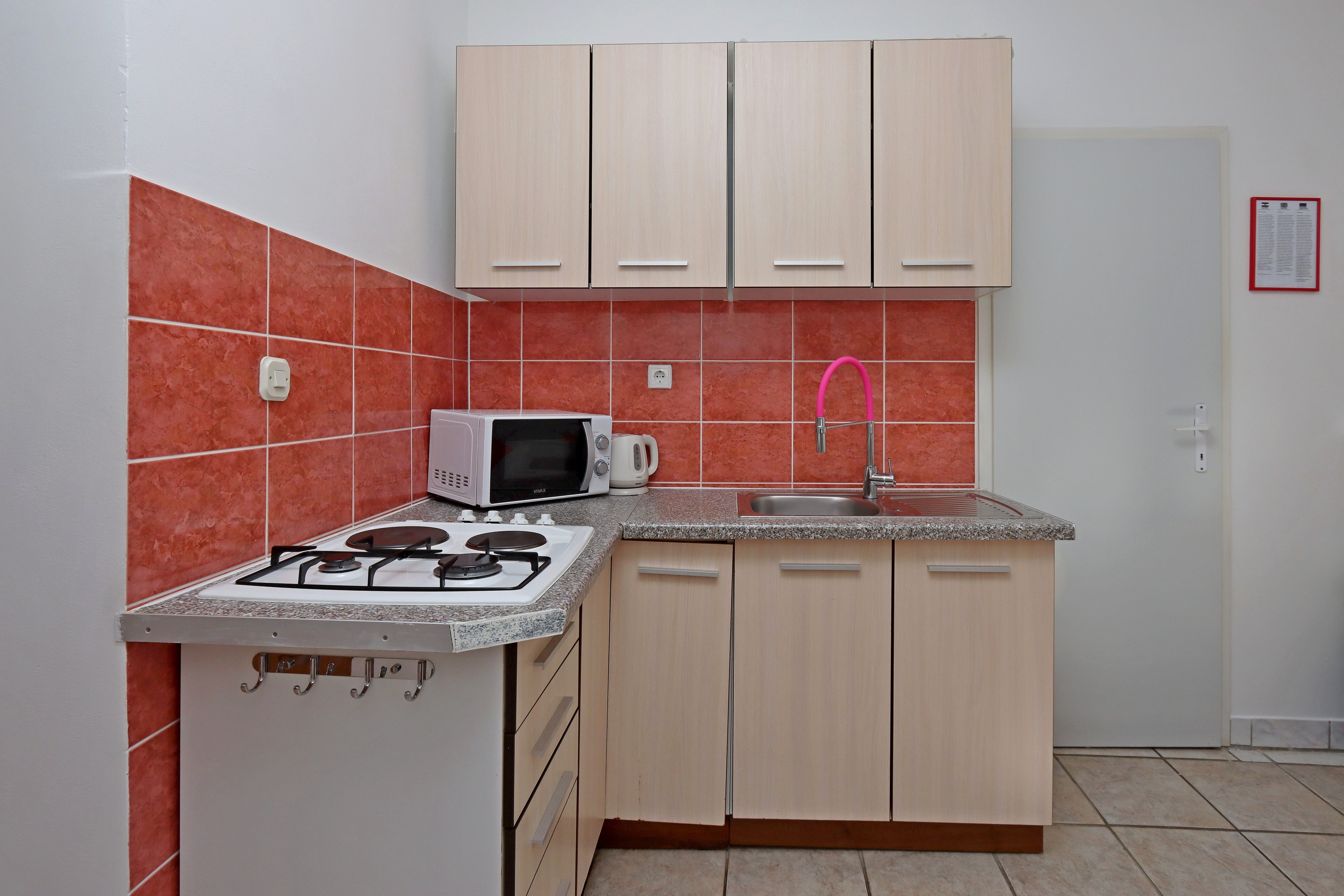 Top Rab Lopar Top Rab Lopar