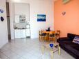 Dining room Sumpetar, Dining room in the apartment, (pet friendly) and WiFi.
