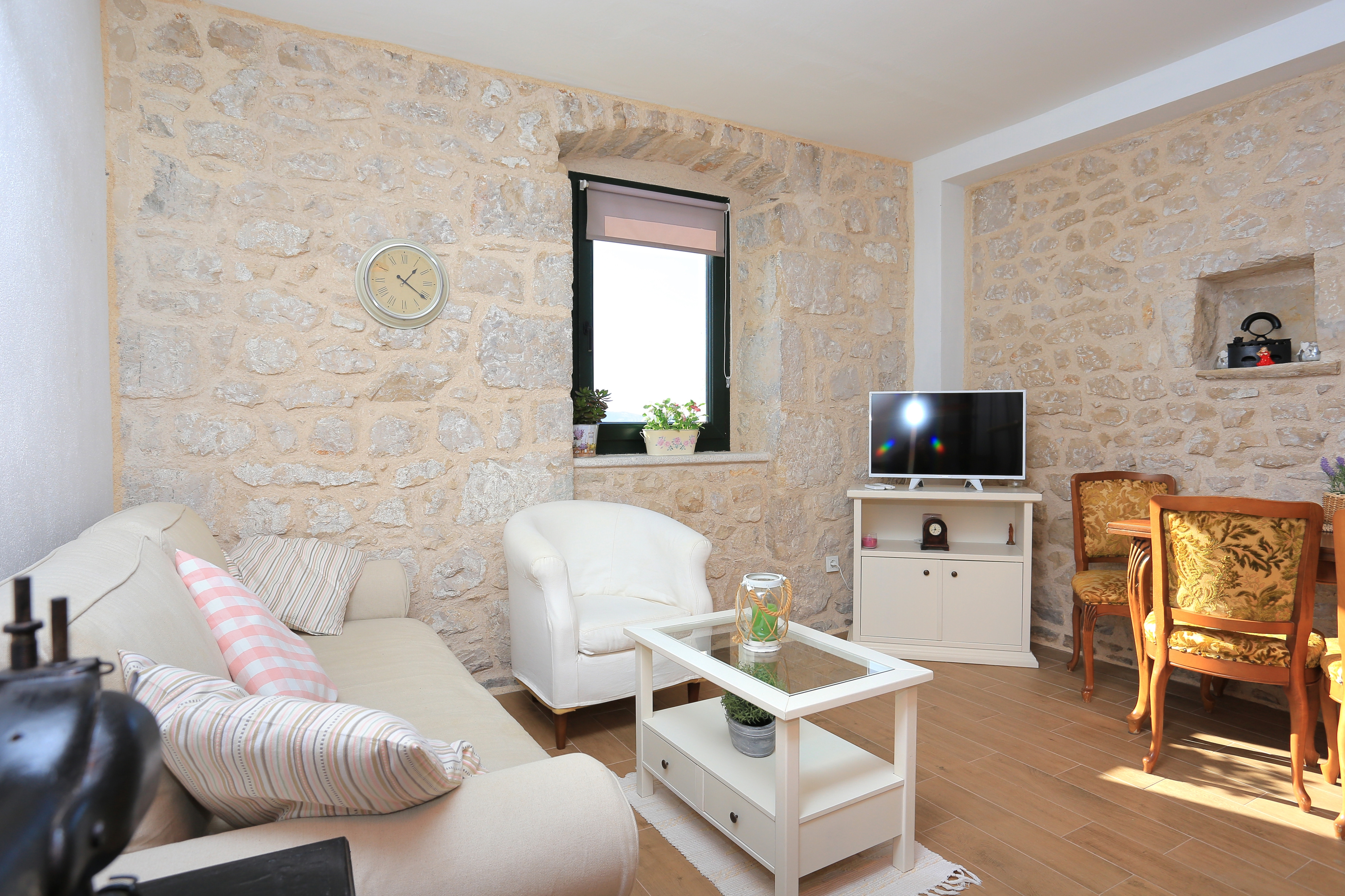 Top Makarska Živogošće - Strnj Top Makarska Živogošće - Strnj