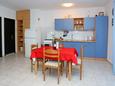 Dining room Makarac, Dining room in the apartment, (pet friendly) and WiFi.