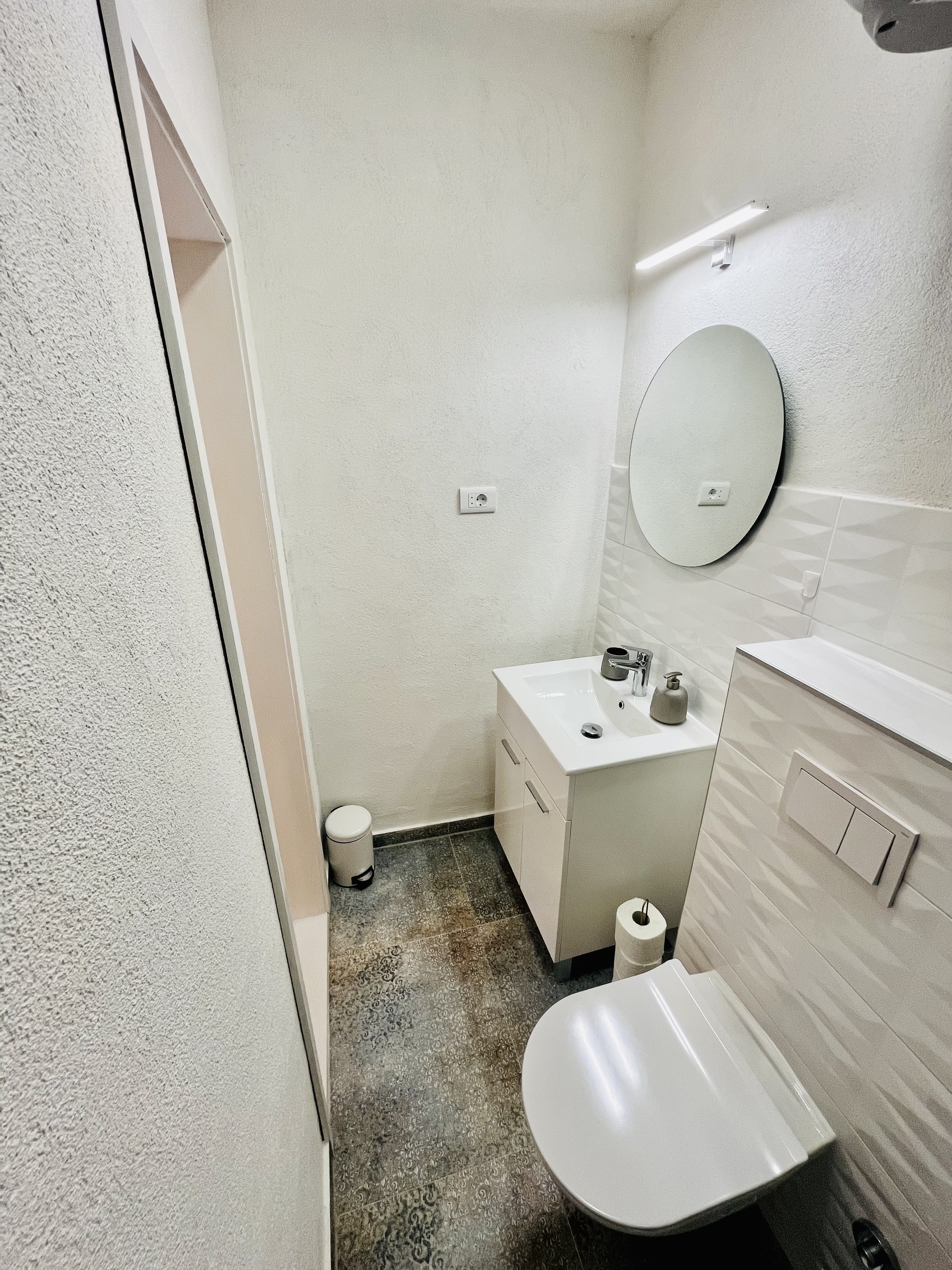 Two bedroom apartment with terrace Makarska  A-a