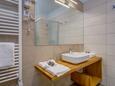 Bathroom Nerezine, Bathroom in the room, (pet friendly) and WiFi.