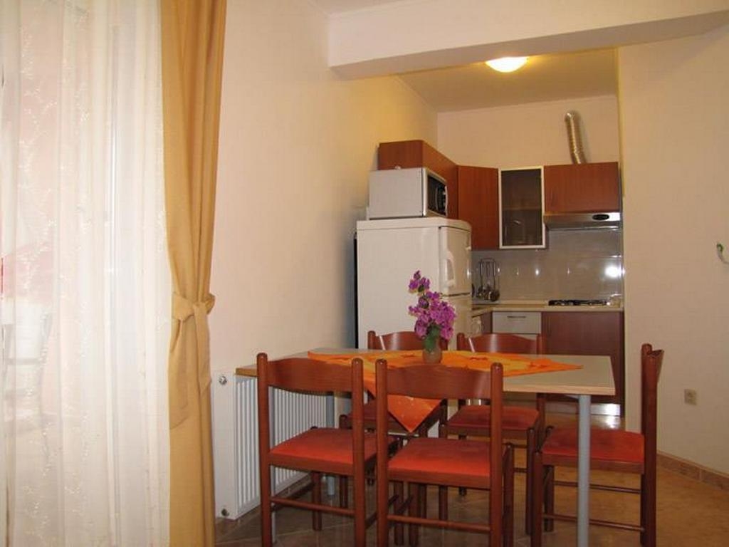 Two bedroom apartment with terrace and sea view Neviđane, Pašman  A-b