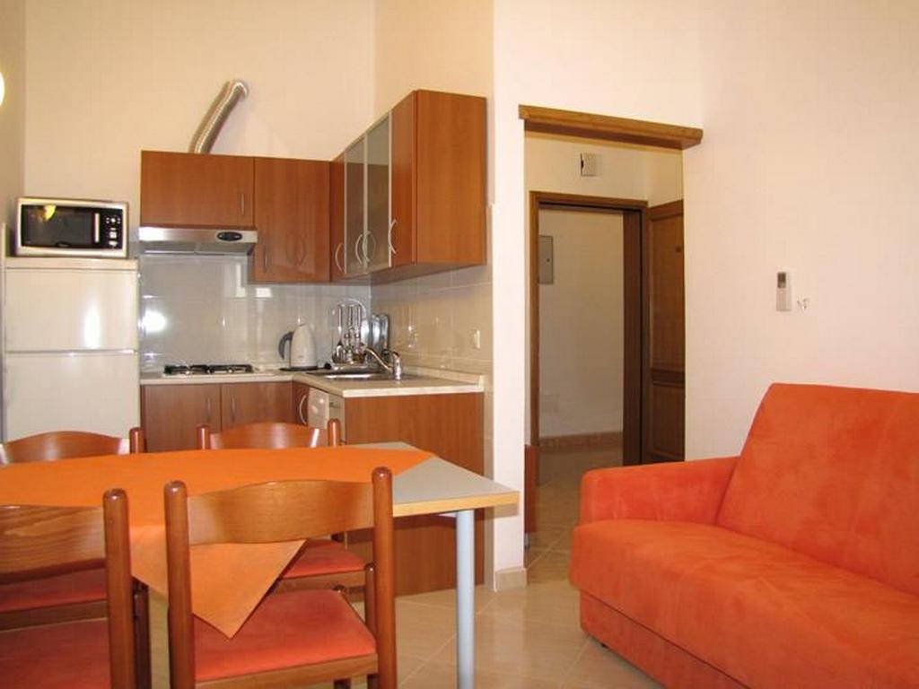 One bedroom apartment with terrace and sea view Neviđane, Pašman  A-f